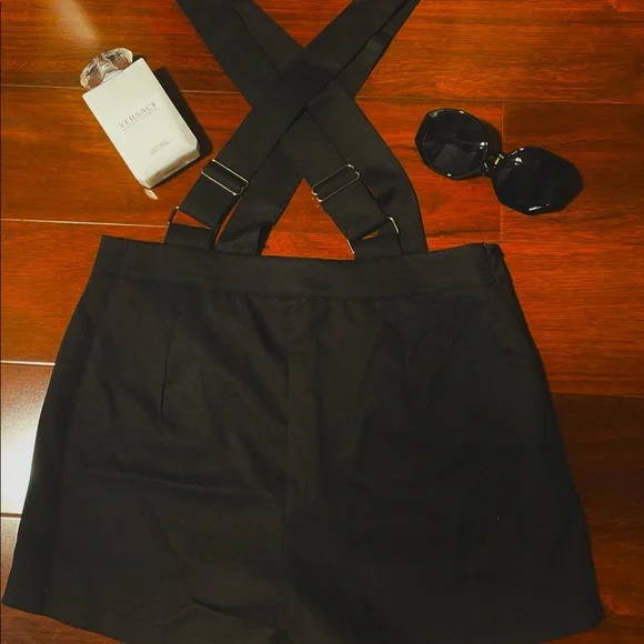 SHEIN Womens Overall Short with Buttons Black Size L - Picture 8 of 8